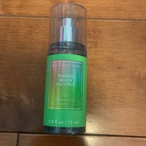 Bath & Body Works Waikiki Beach Coconut Perfume 2.5 Oz
